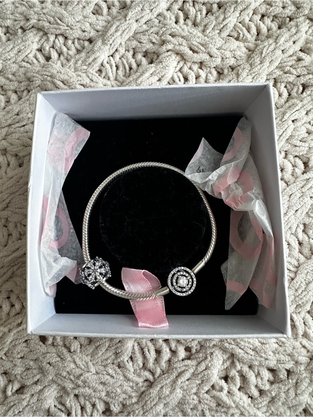 Pandora bracelet with rhinestone clasp and charm